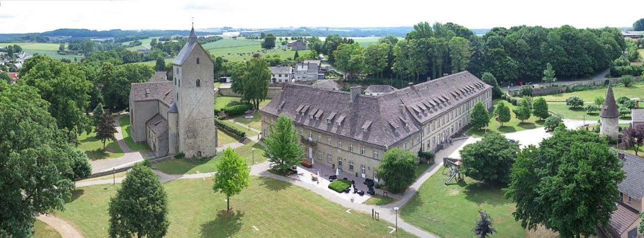 Hotel Schloss Gehrden Exterior foto
