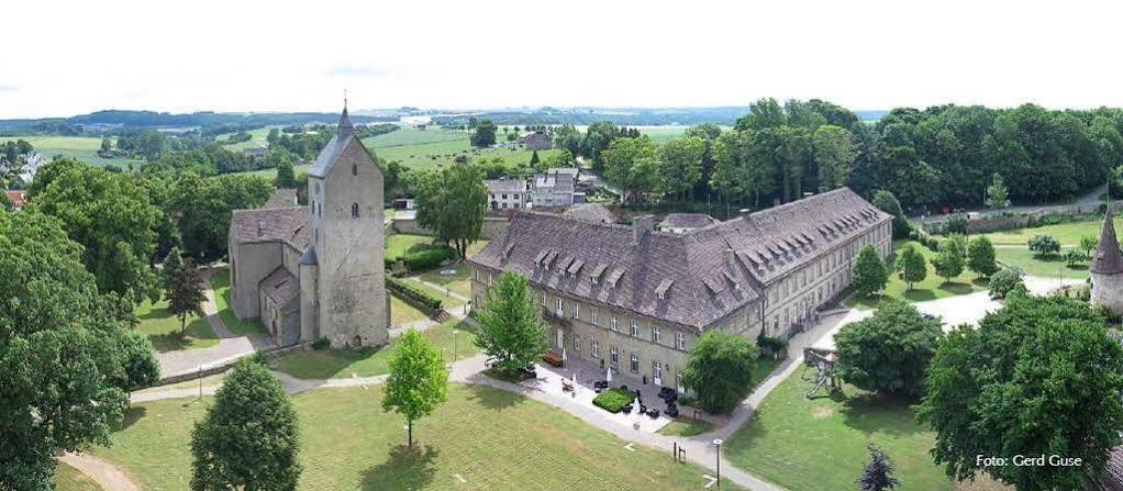 Hotel Schloss Gehrden Exterior foto